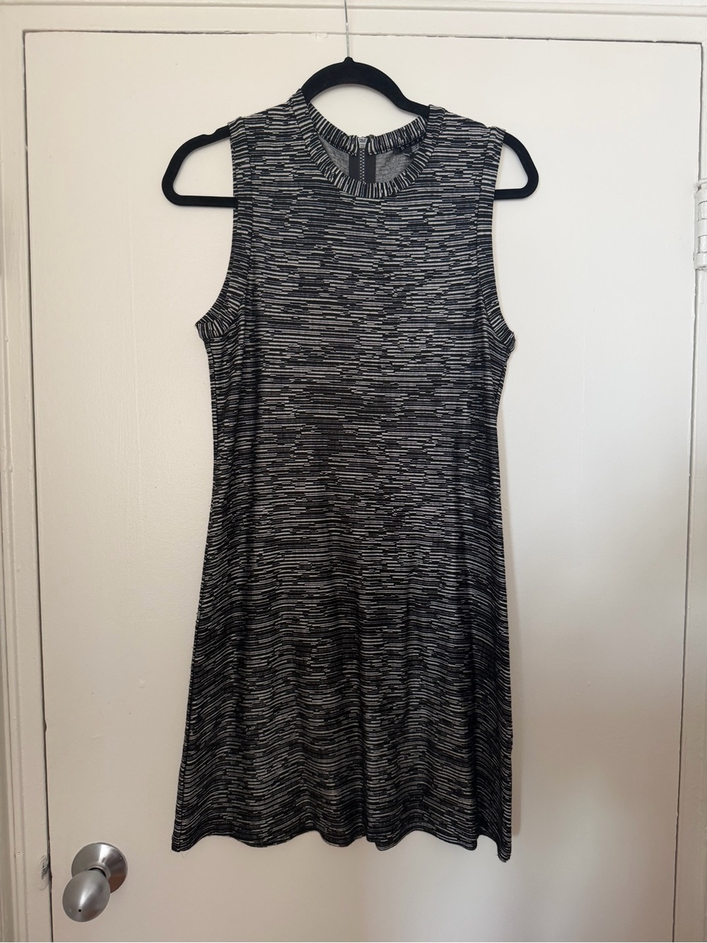 Theory Black & Gray Sleeveless Space-Dye Mini Dress